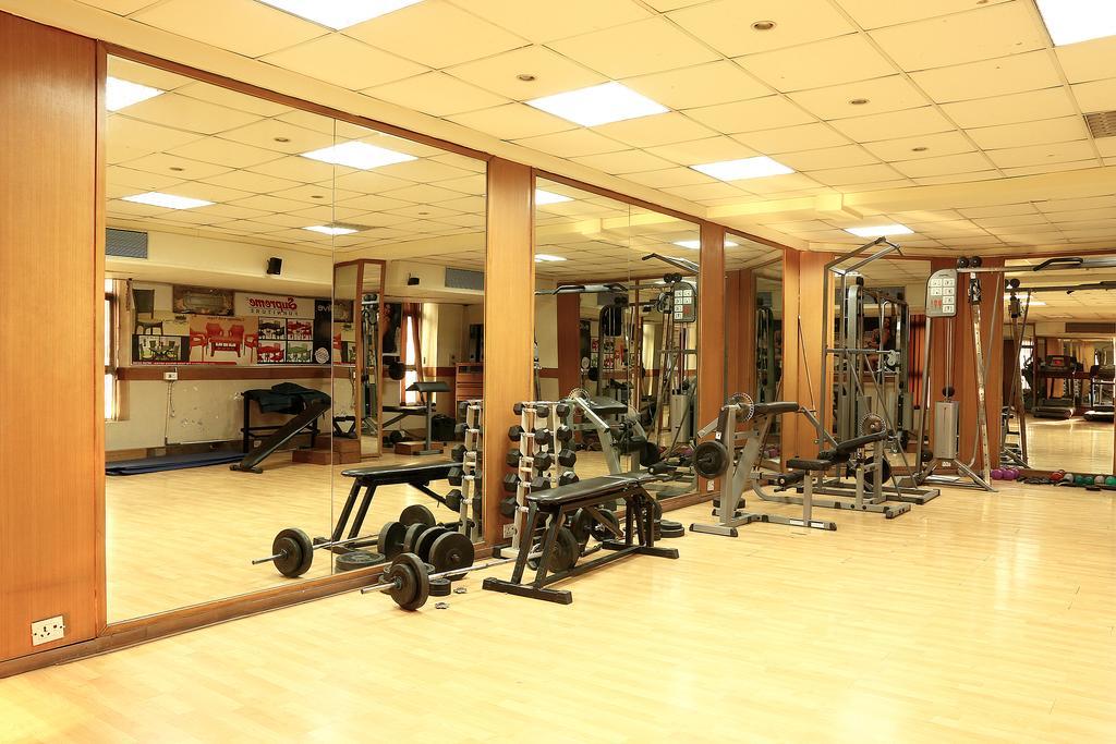 The Circle Club Inn Kolkata Bagian luar foto